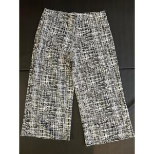 Versona Boutique Wide Leg Cropped Dress Pants Size Large 34 In Waist Neutral